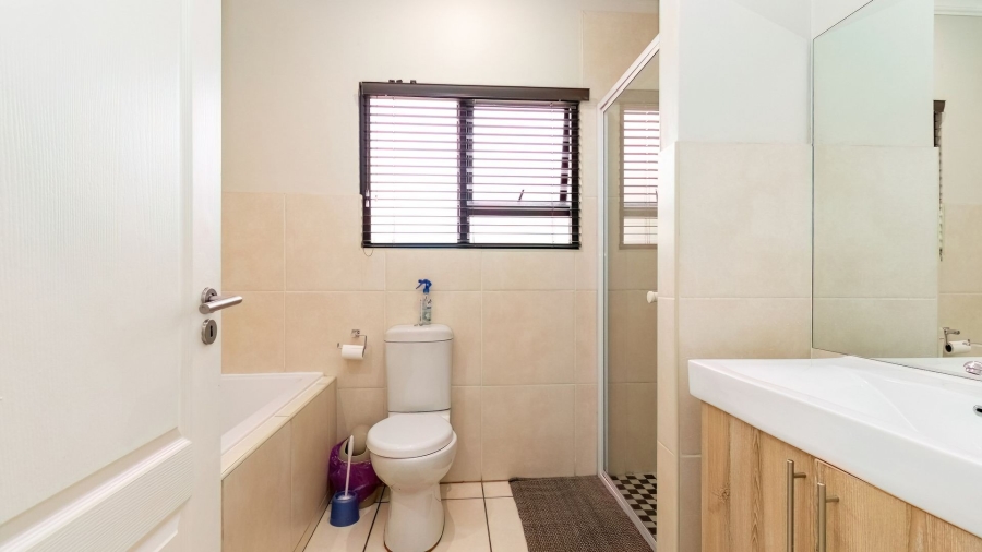 4 Bedroom Property for Sale in Boschdal North West